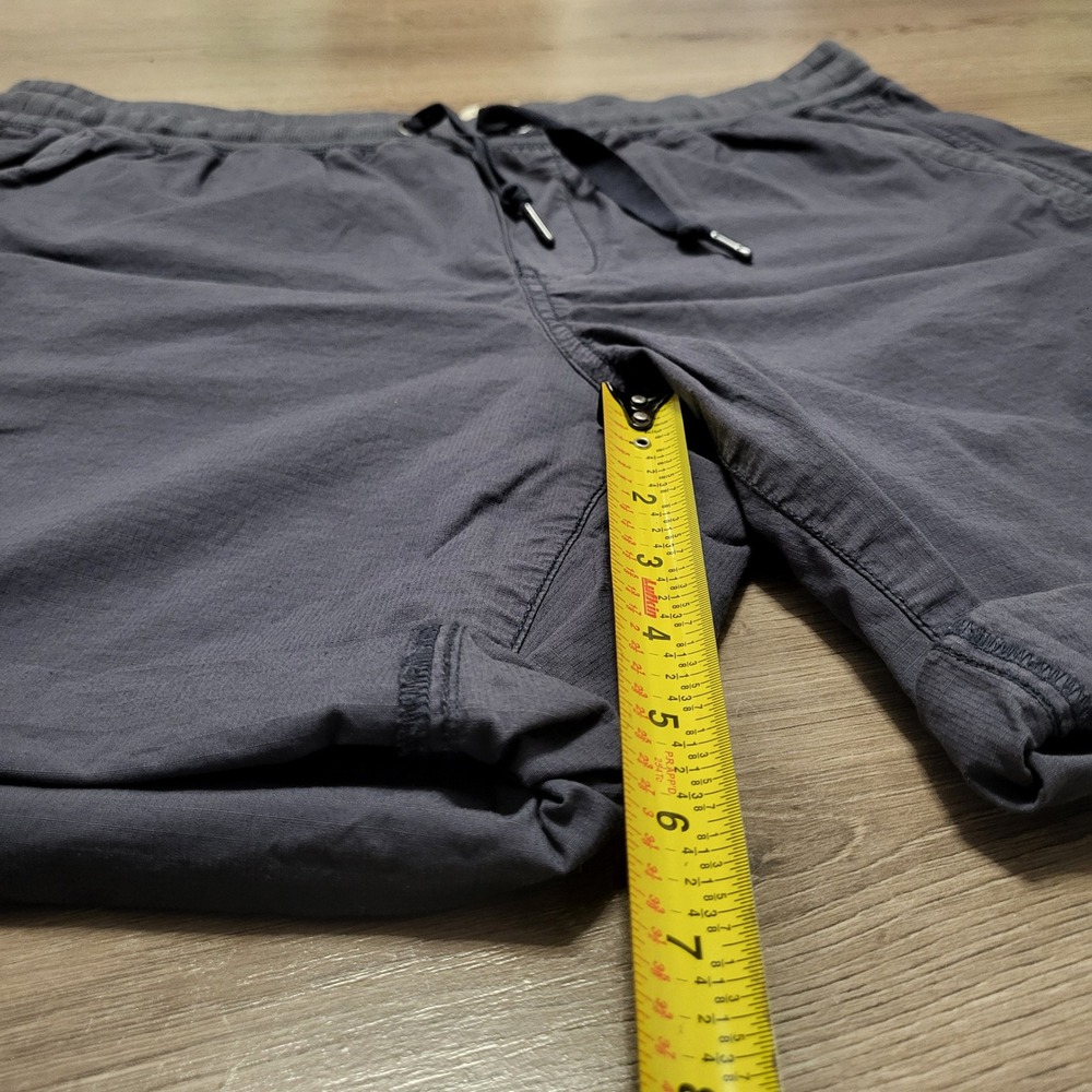LL Bean Womens Gray Elastic Waist Hiking Cuffed Utility Shorts Large Utility - Picture 4 of 5